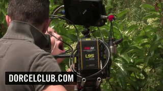 پشت صحنه از Dorcel فیلم - 40 سال, تعطیلات من بدون شوهرم - با Lexi لاو, Léa Guerlin Sienna روز Dani Daniels