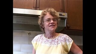 ���ගේ කුකුළා එක්කුත් විරුද්ධ කිරීමට අප්රතිහත කාන්තියක් පරිණත slut! වෙළුම. 8