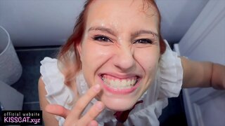 Το πρόσωπο Διάολο ισπανικό σεξ, βαθύ λαρύγγι για το Μωρό και Cum στα Δόντια για τον Καθαρισμό