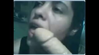 Horny καθηγήτρια Daniela cock sucker